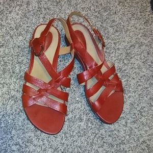 Clarks red GENUINE leather sandal NEW! 9